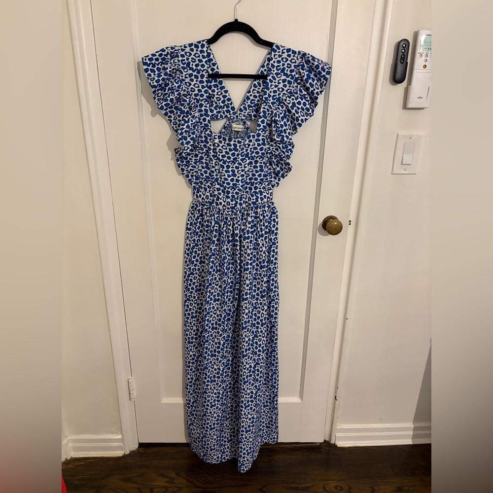 Elisamama Flutter Sleeved Maxi Dress